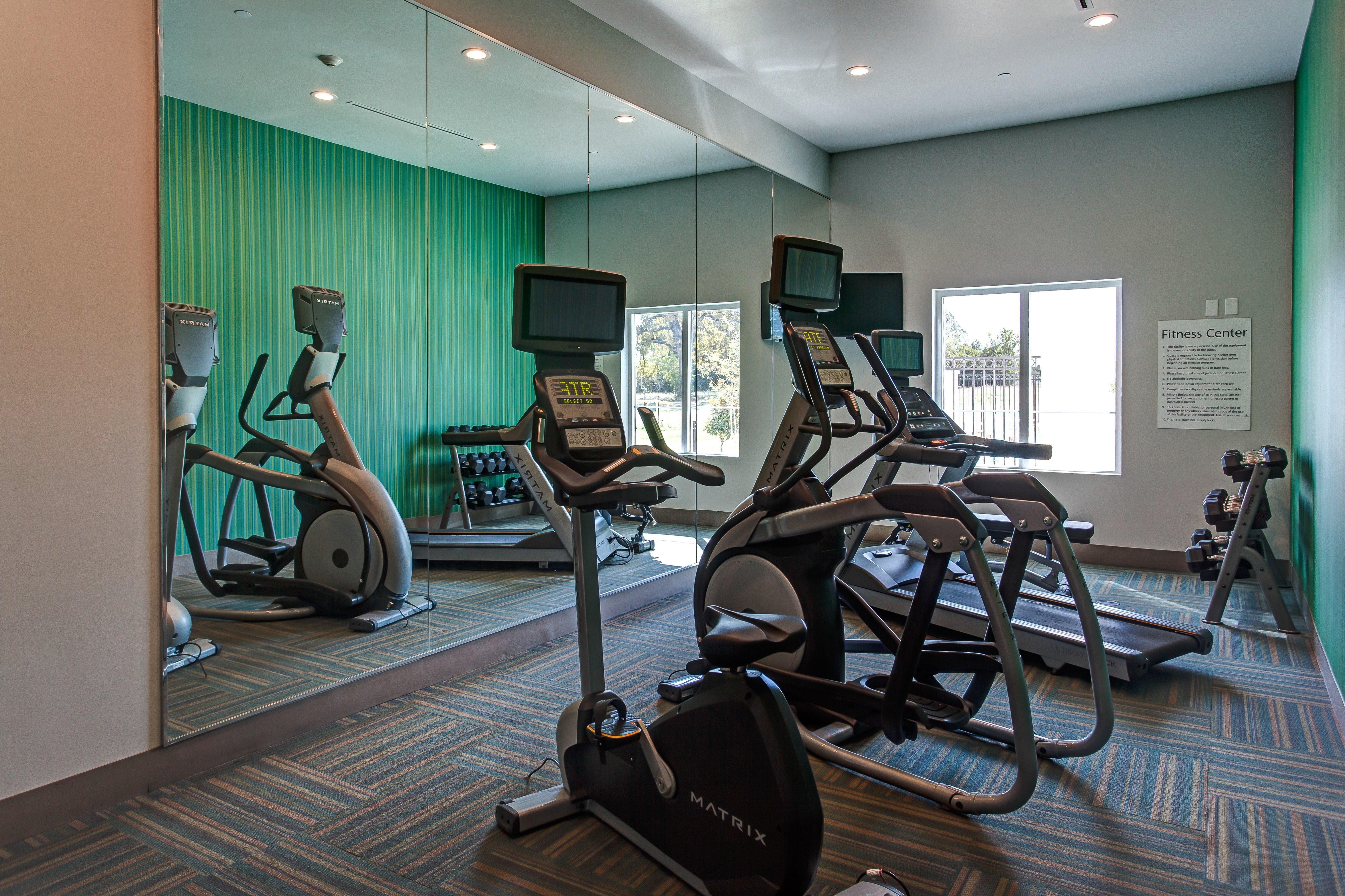 Holiday Inn Express & Suites Gatesville - N. Ft Hood By Ihg Exterior photo